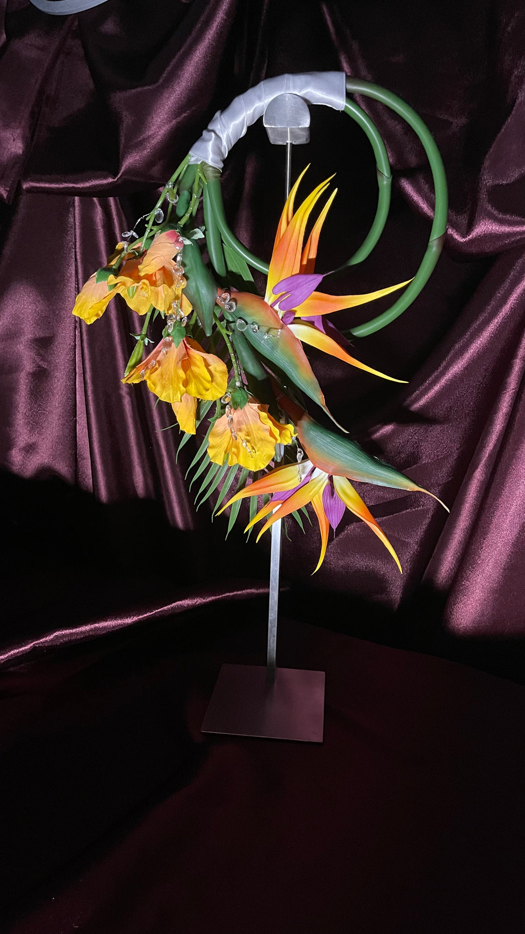 Extravaganță galbenă